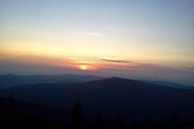 widoki z Łysej Góry (wschód słońca)
