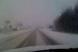 Ciężkie warunki na drodze fot. kontakt24@ox.pl
