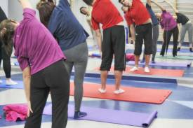 Na sali gimnastycznej prowadzone są m.in. zajęcia z jogi i pilatesu