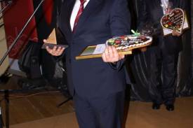 Leszek Łazarczyk odebrał nagrode w kategorii Duży Przedsiębiorca Ziem Górskich, fot. UG Istebna