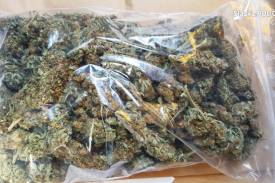 Sprawca z terenu Czech przemycił do Polski 200 gramów marihuany. Fot: KPP w Cieszynie
